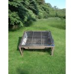 Nurgaz Katlanır Ayaklı Mangal Çelik Barbekü Piknik Kamp Araç Portatif Mangal Çantalı